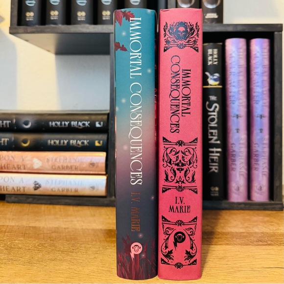 Fairyloot Exclusive Edition Immortal Consequences by I.V. Marie - Picture 7 of 14